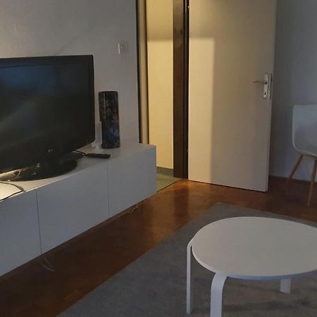 Apartment Sretni Dimnjacar オシエク エクステリア 写真