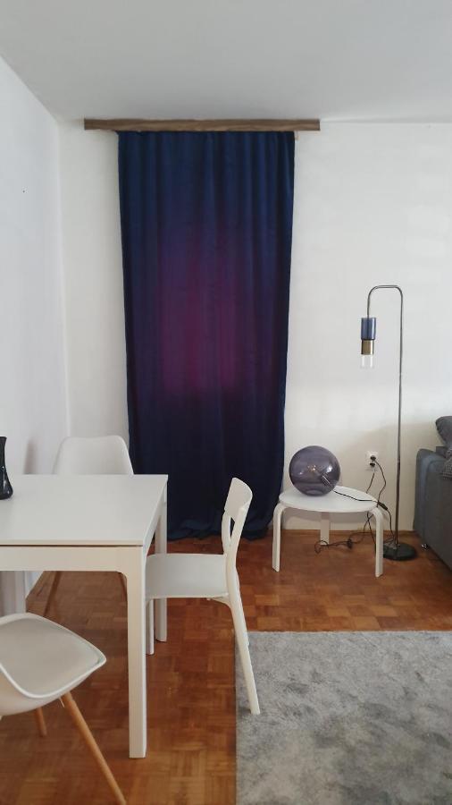 Apartment Sretni Dimnjacar オシエク エクステリア 写真